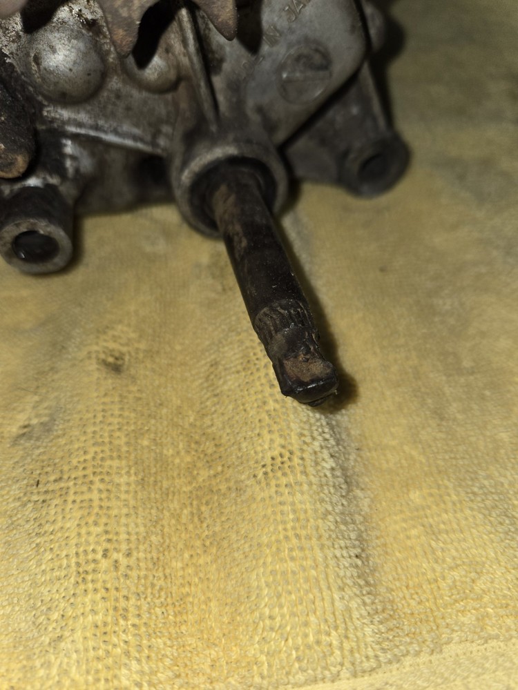 73 Suzuki TS 250 TS250 engine motor