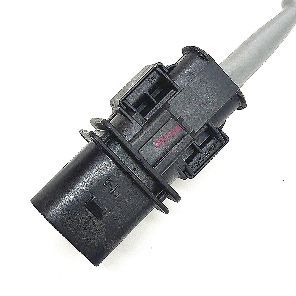 Genuine Oxygen O2 Sensor For Hyundai Elantra Kona Kia Soul Forte 1.8L 2.0L 2015+