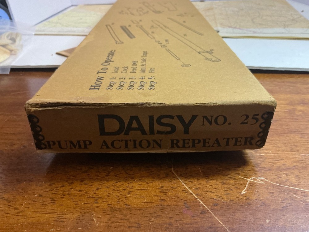 EXTREMELY RARE DAISY - MODEL 25 - BB GUN box & papers