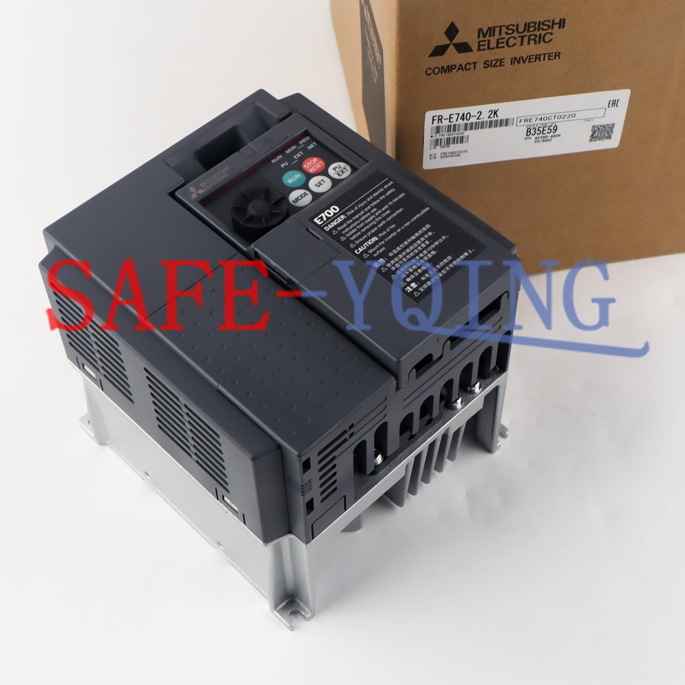 1PC NEW Mitsubishi Frequency Converter FR-E740-2.2K
