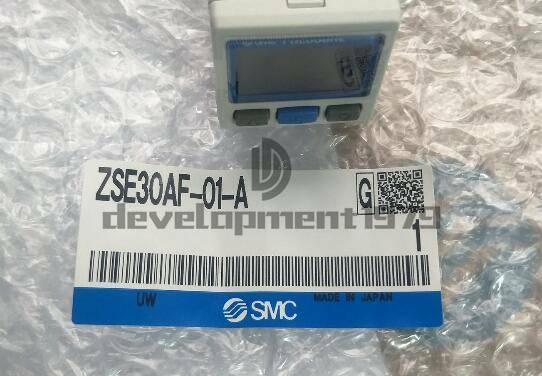 One New SMC ZSE30AF-01-A Pressure Switch
