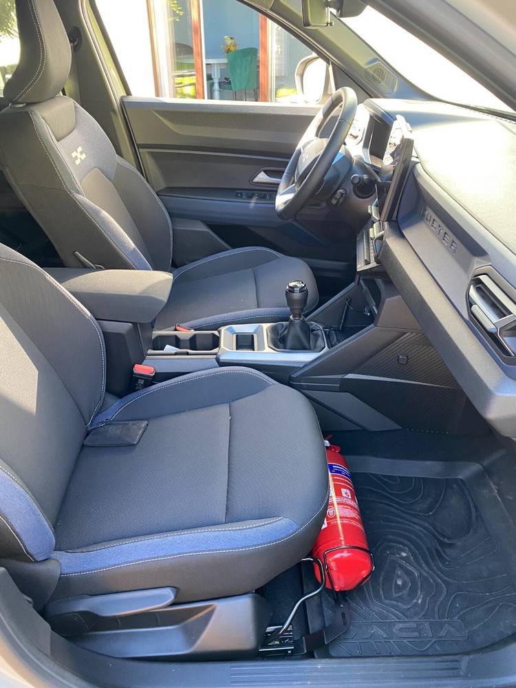 Fire Extinguisher Mount for Dacia Duster 3 - Bracket Holder, Easy Installation