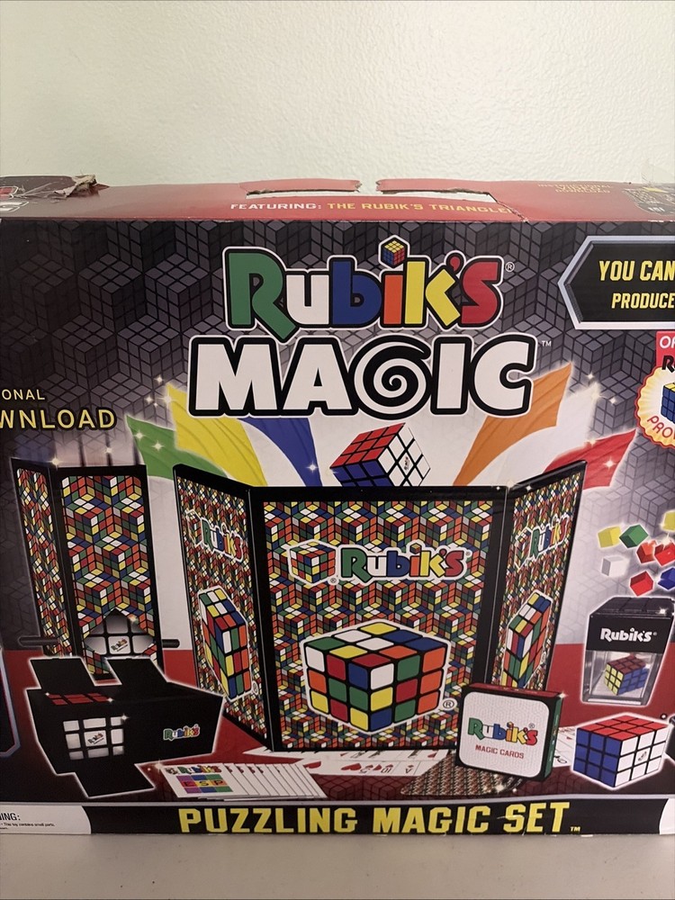 Fantasma Toys Rubik's Perplexing 300+ Magic Tricks Set