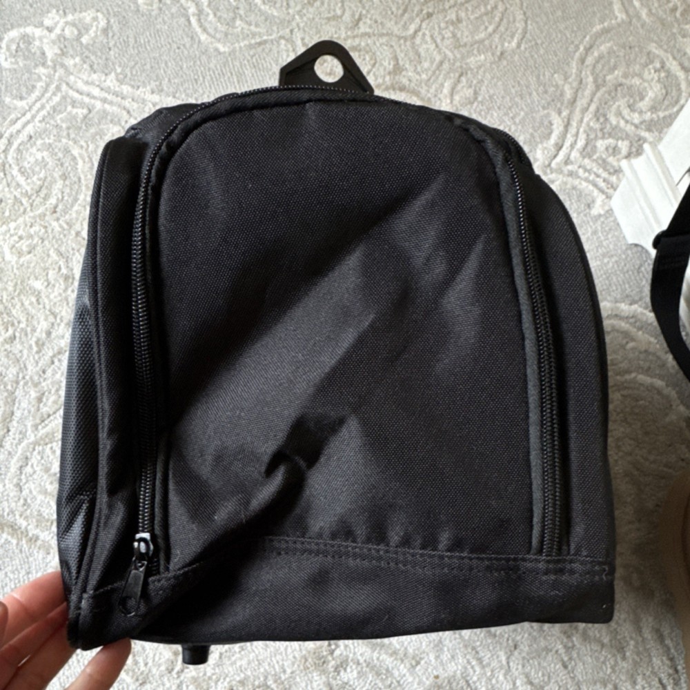 Fordham Alumni Black Medium Grip Gym Bag Polyester 3 Pockets Adjustable Strap
