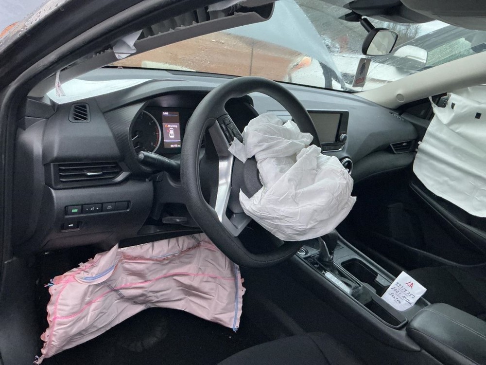 Console Front Floor S Model Fits 20-25 SENTRA 4910448