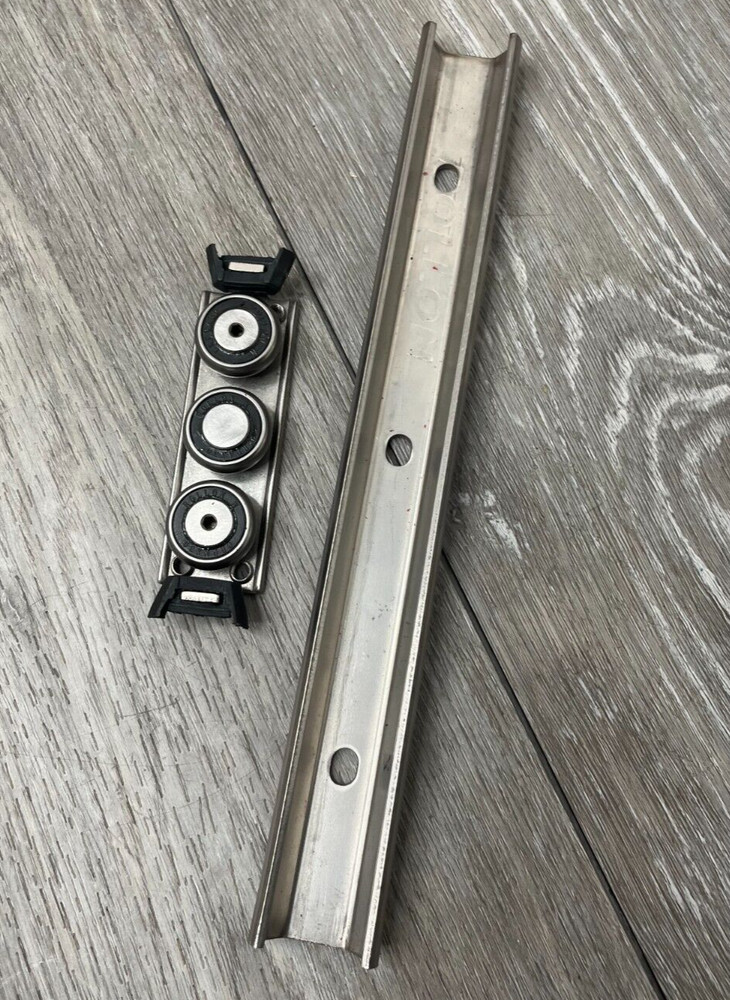 Rollon Compact Self-Aligning Linear Rail Guide System w/Sliders (Part# Unknown)