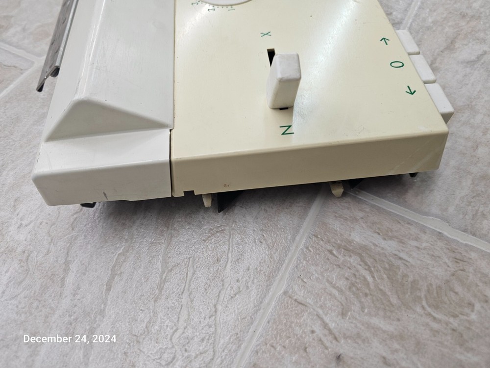 Passap E6000 Knitting Machine Back Rear Lock (Carriage)