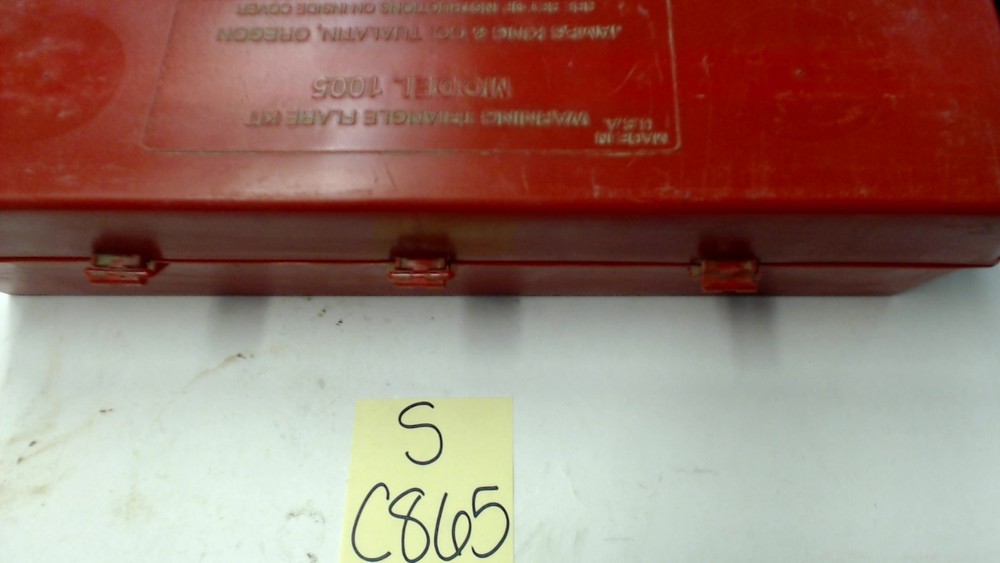 James King Model 1005 Warning Triangle Flare Kit (One Hinge is Broken)