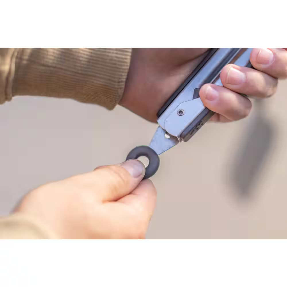 Griddle Essentials Kit (7-Piece Accessory Kit)