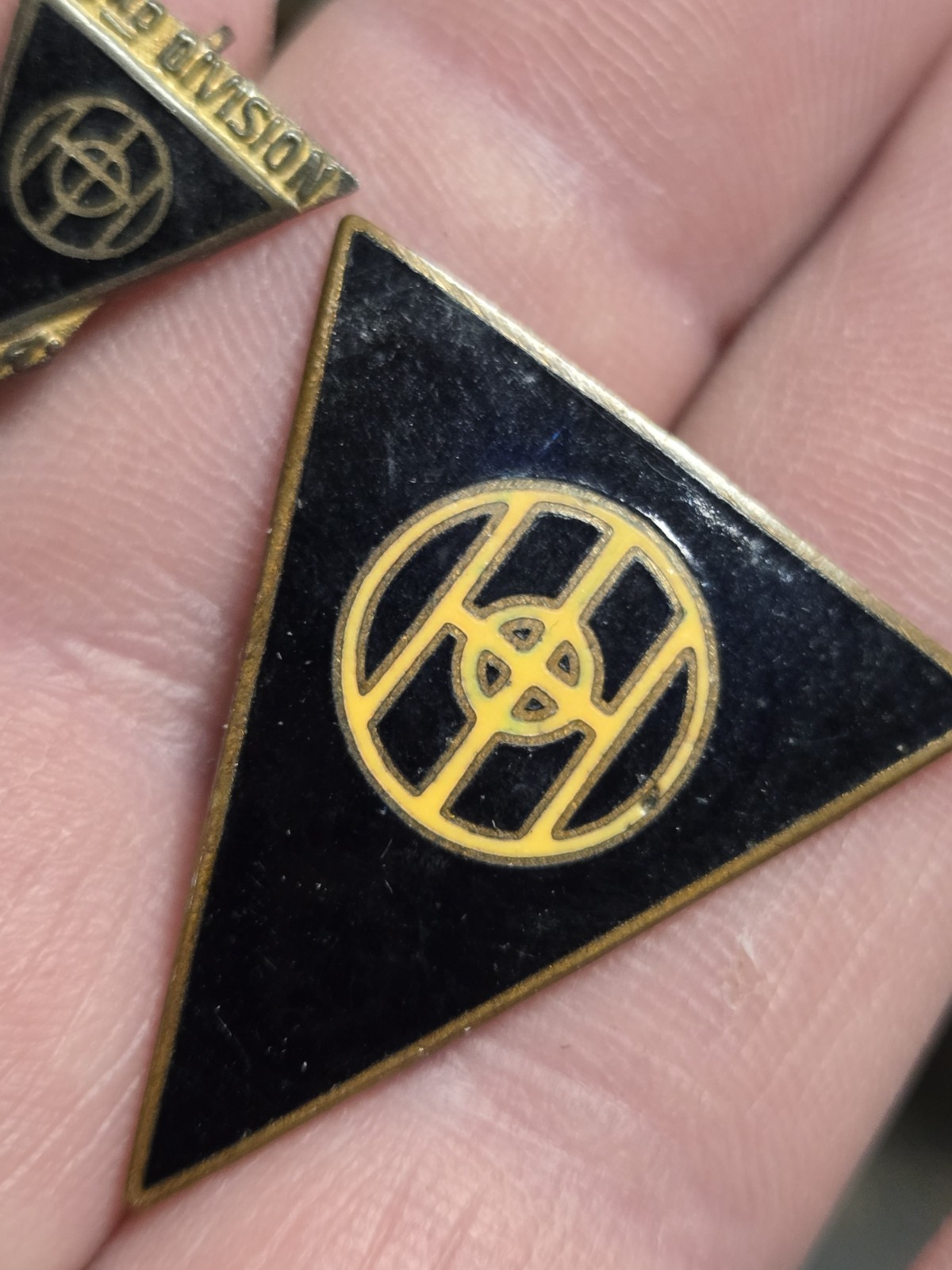 2 Vintage rare old WWII 83rd Infantry Division Thunderbolt DI Unit Crest Pin Lot