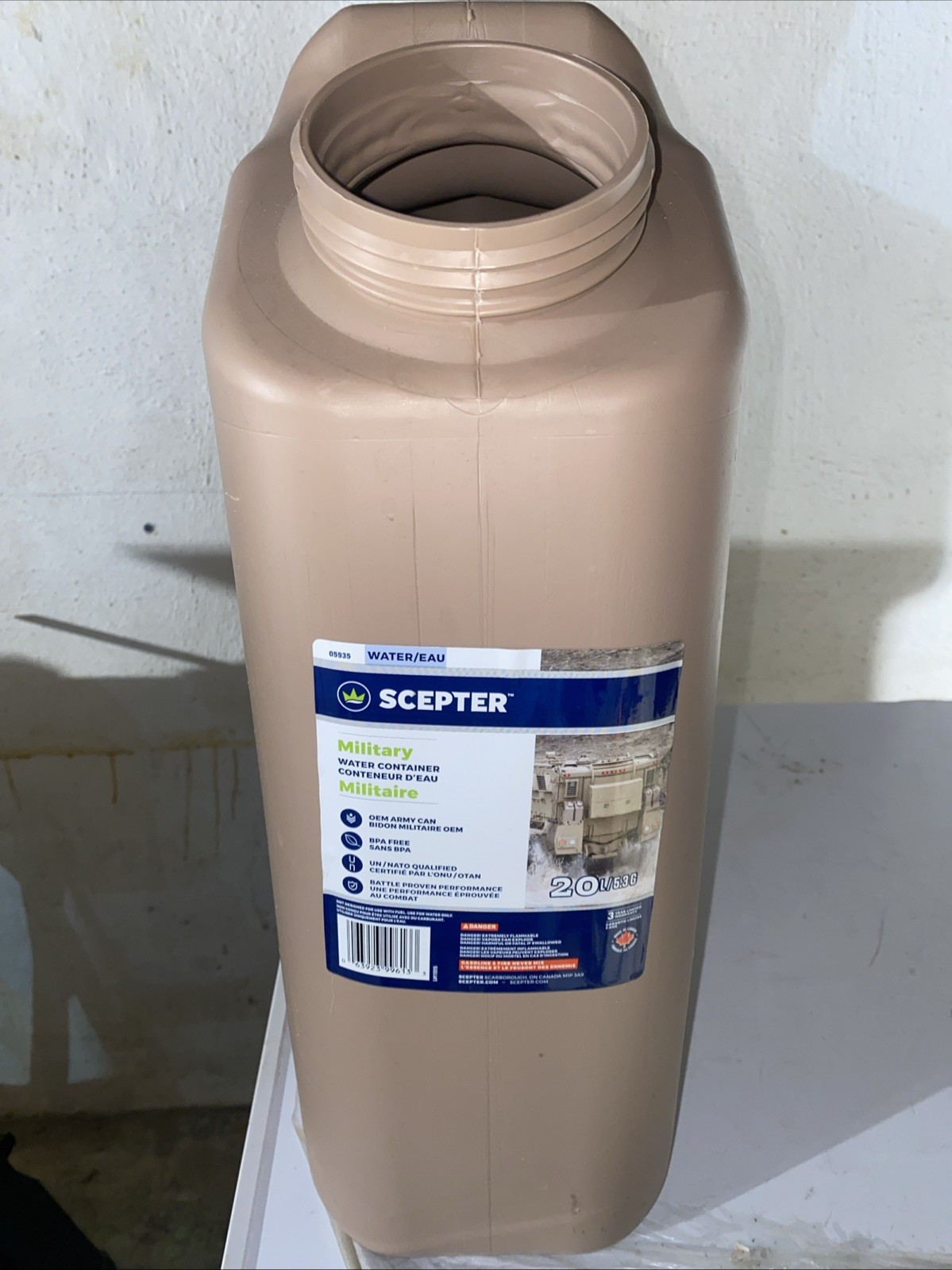 Scepter BPA 5 Gallon 20 Liter Portable Water Storage Container, Sand