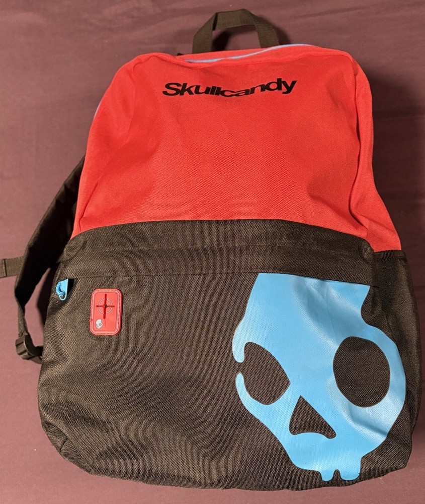 SKULLCANDY Skateboard Style School Big Student Backpack MULTICOLORED Black Red