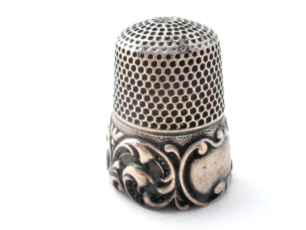 Antique Sterling Silver Thimble Signed OT Repoussé Scrollwork 6.61 Grams