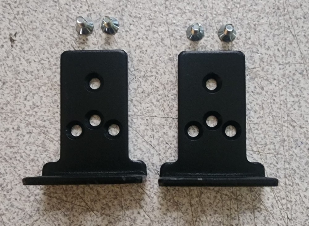 GENUINE APC SMART UPS 500 RACK MOUNTING BRACKET PAIR W SCREWS