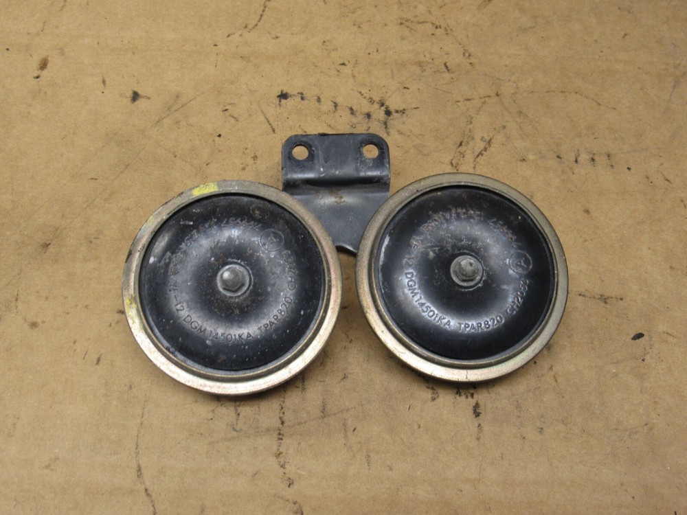 1987 Suzuki Cavalcade GV1400 Horn Assembly