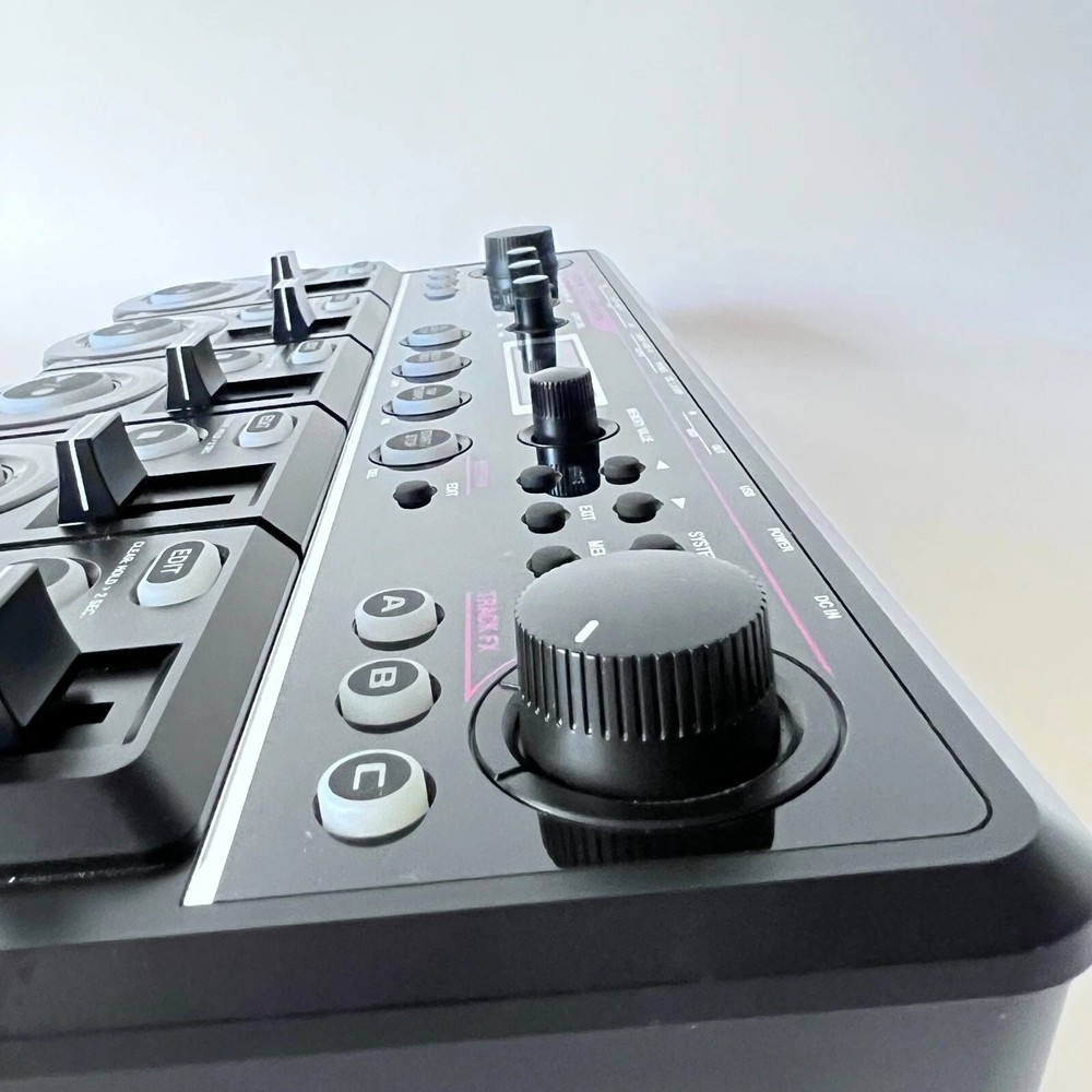 BOSS RC-505 Loop Station Looper Phrase Recorder Multi-Effects Complete Box Japan