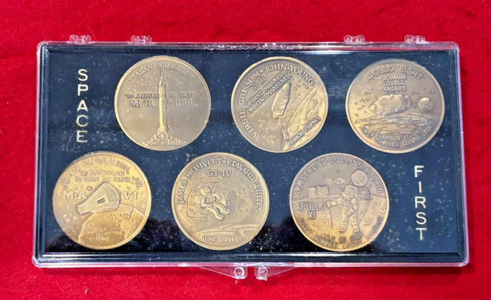 Space First 5 Coin Bronze Medallion Set in plastic case