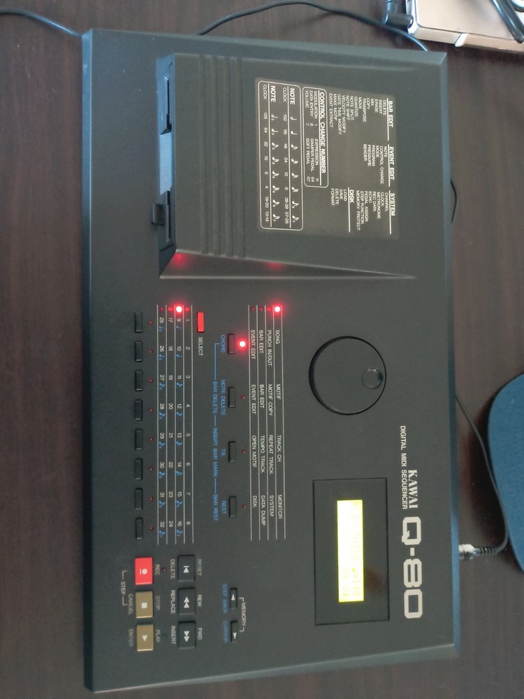 KAWAI Q-80 Digital Midi Sequencer