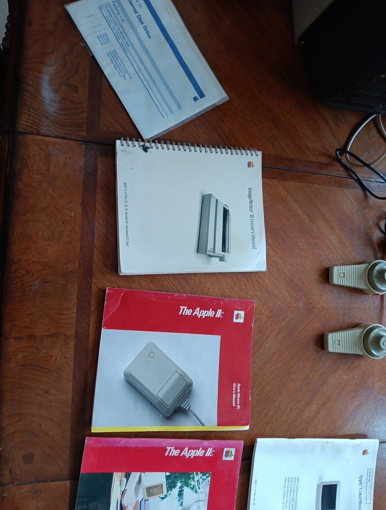 Vintage Apple IIc 2c A2S4100 - Computer and Power Supply Plus Extras Mouse, Disk