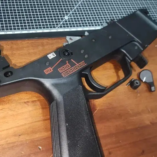 VFC UMP Lower Receiver Part for Airsoft Gun