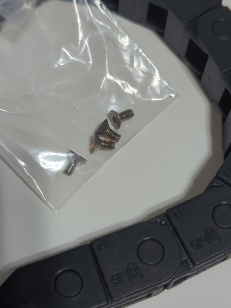 Igus 07.10.018 x 13" E-Chain Section