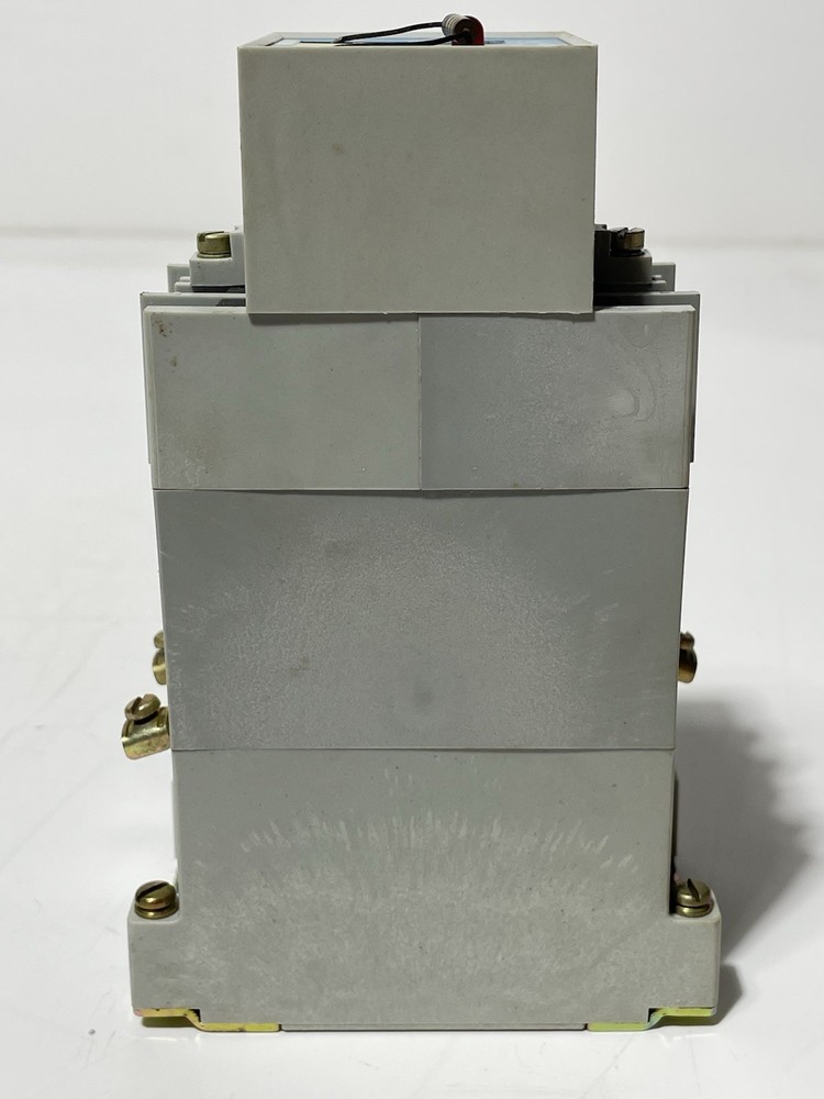 Allen Bradley 700-RTAR00M110A1 Solid State Timing Relay