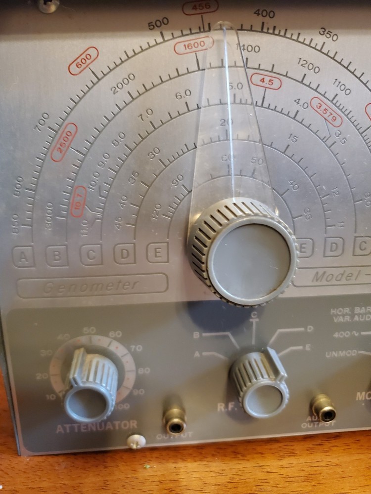 GENOMETER MODEL 156 VOLTMETER