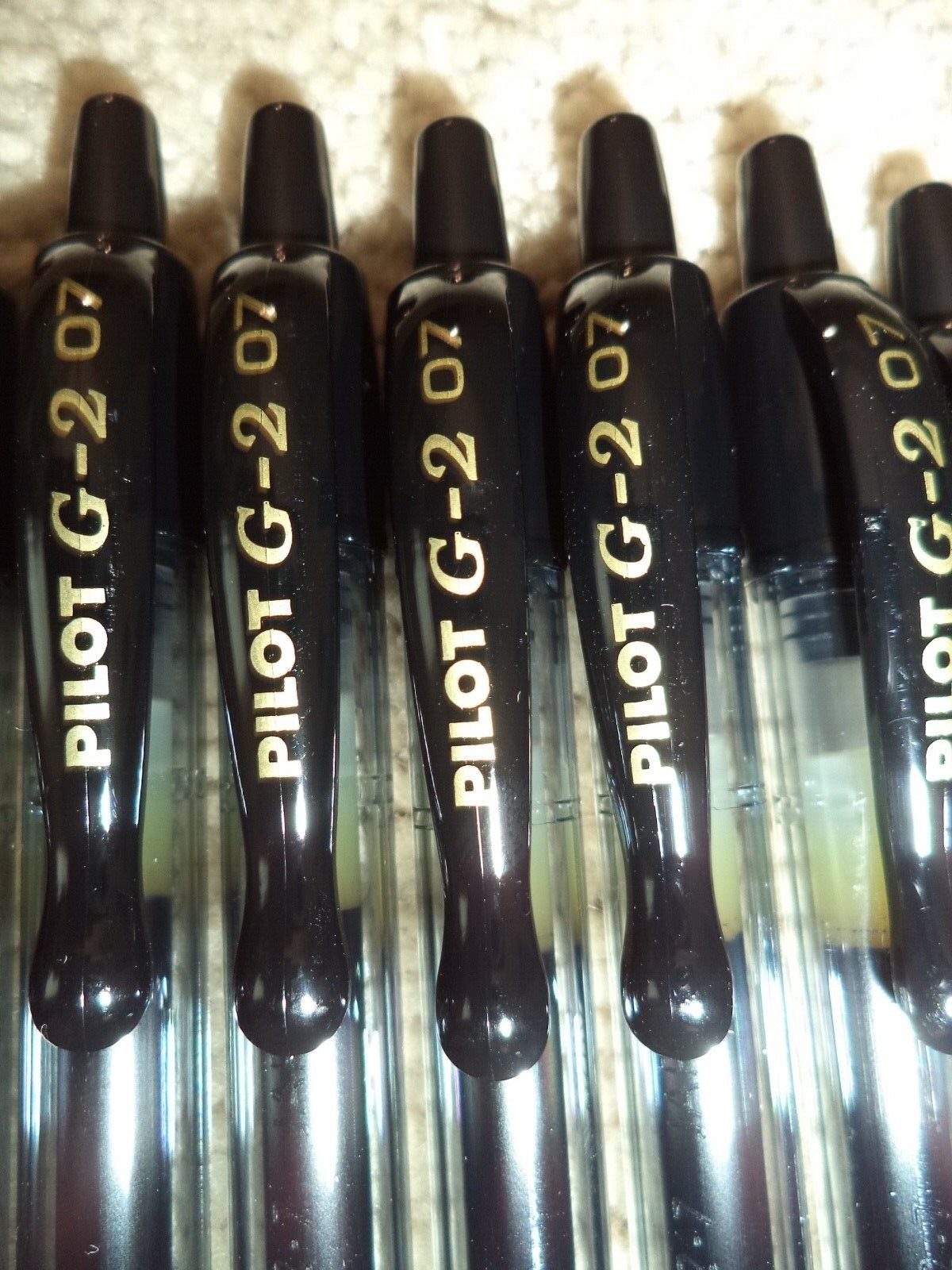 12 Pilot® G-2 g2 Retractable Gel ROLLER Pens Fine Point 0.7mm BLACK 31136 31020