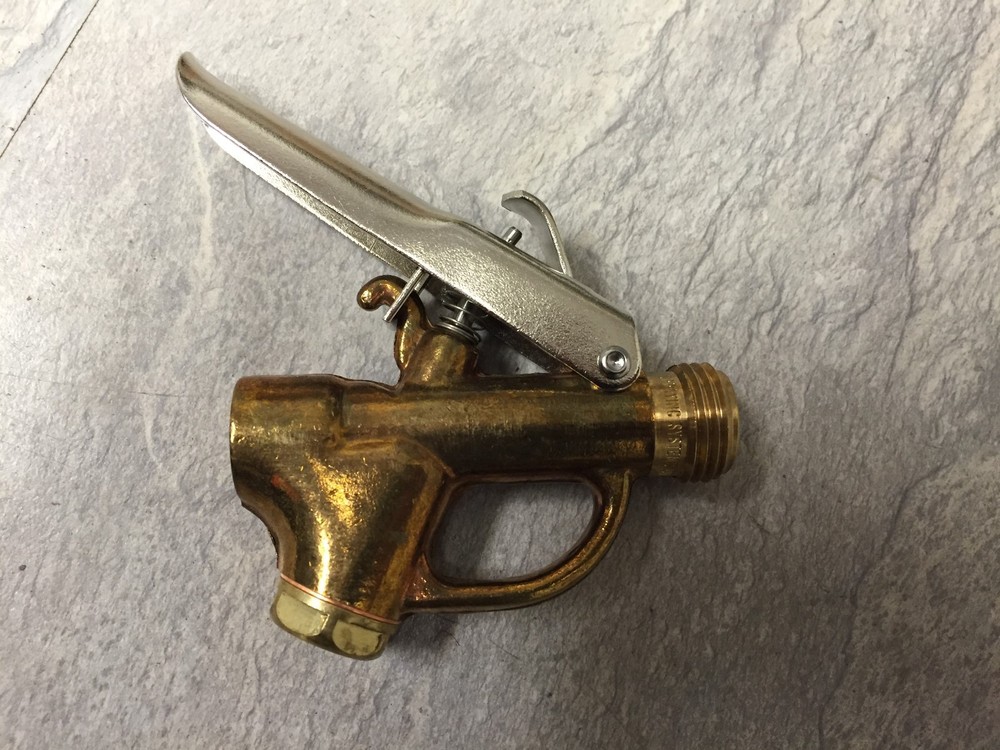 4688 TeeJet Trigger Valve With Trigger Lock