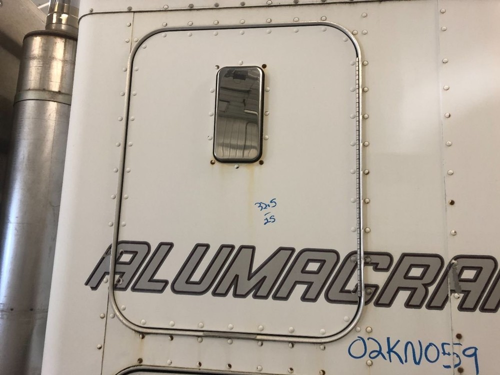 Kenworth T800 Right/Passenger Sleeper Door - Used