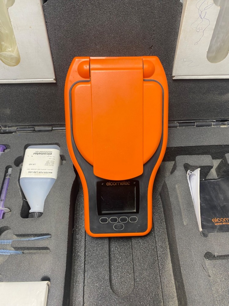 Elcometer E130-S Salt Contamination Meter include case/Accessories