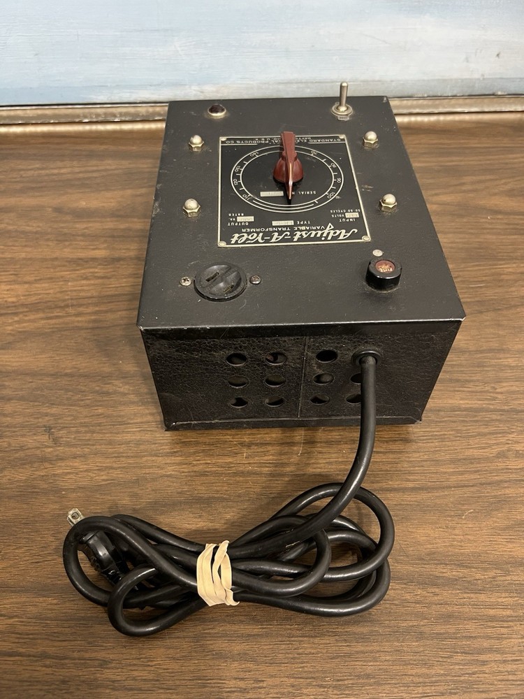 Standard Electrical Products ADJUST-A-VOLT Variable Transformer 140V max. 500 VA