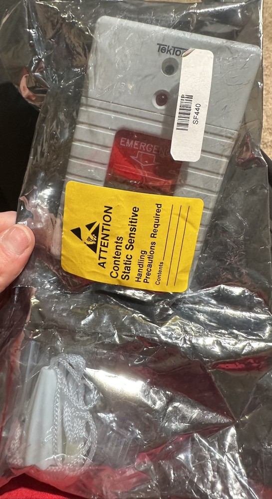 TEKTONE SF440 New, open bag. Emergency Switch Pull