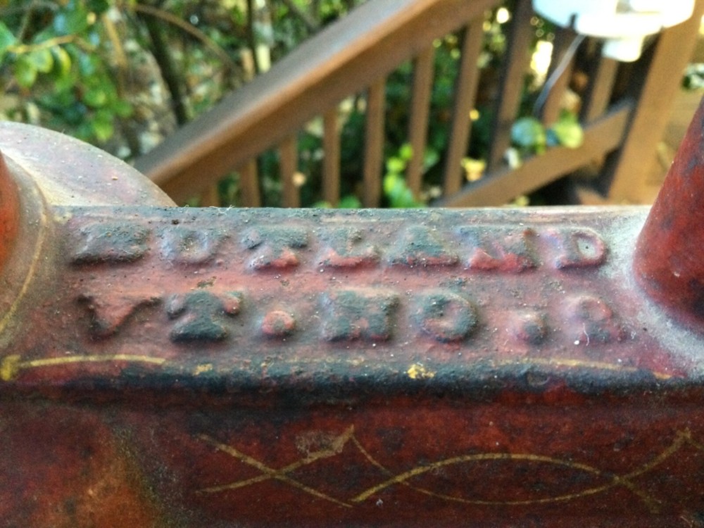 Antique Howe mercantile cast iron scale