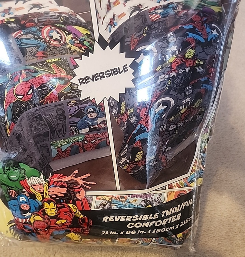 Marvel Comics Reversible Twin/Full Comforter 71” X 86” new in package
