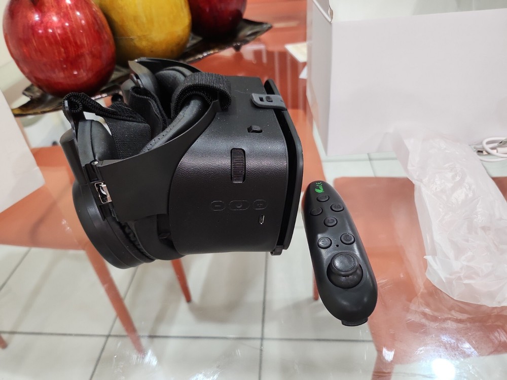 Bobo VR Z6 Wireless Version V2.0. Foldable VR Headset IMAX Theatre
