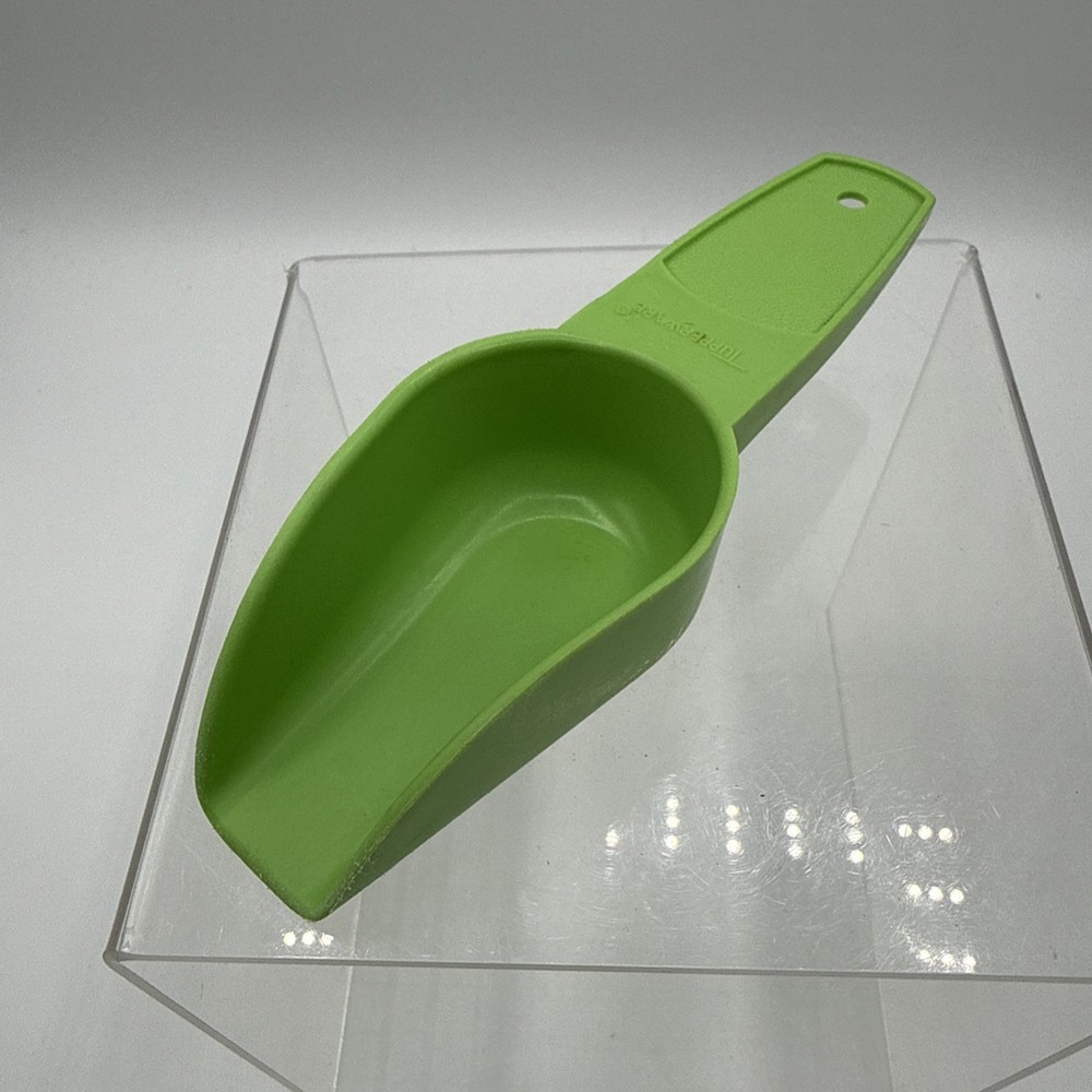Vintage Tupperware Small Green Apple Scoop 878-2 Kitchen