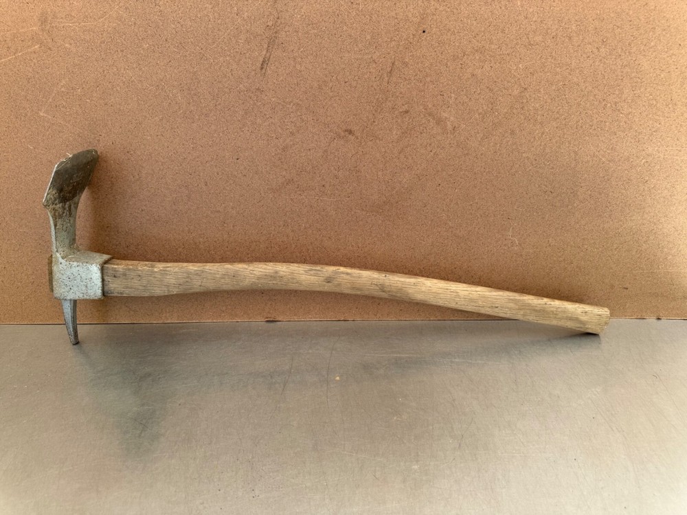 VTG TRUE Plumb FLINT EDGE CARPENTER SHIPWRIGHT LOG CABIN BUILDER POLL PEG ADZE