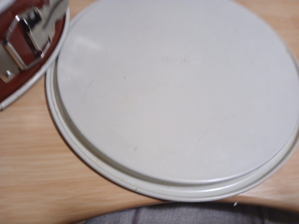 Cake Pan-Red-Round-9 inch Spring Form-Nordic Ware-Used