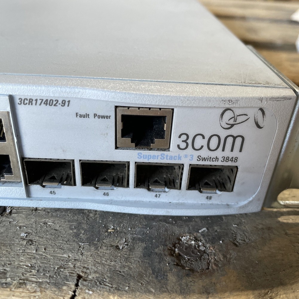 3COM SuperStack 3 Switch 3848 3CR17402-91 48 Port Ethernet Rack Mount Switch