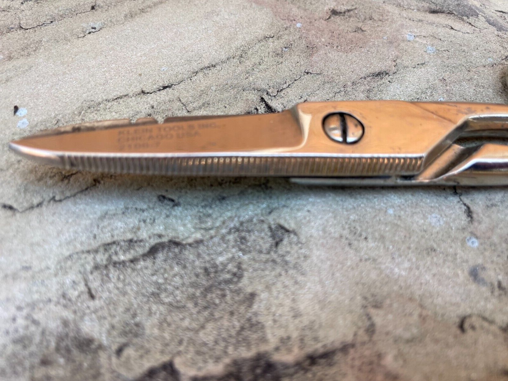 Klein Tools Model 2100-7 Electricians Scissors Stripping Notches Nickel Plated