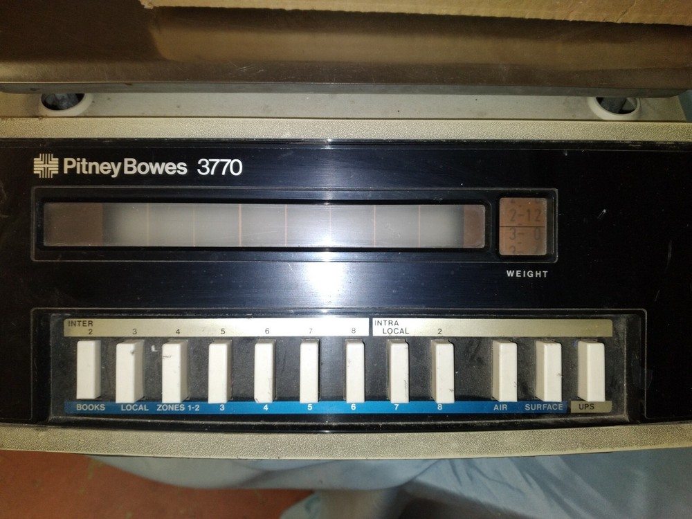 Vintage Pitney Bowes 3770 postal scale working ups usps