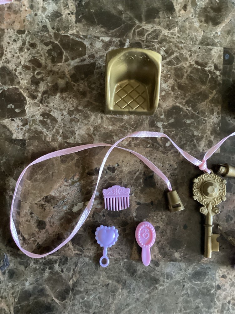 Barbie Krissy Princess Palace Doll #2003