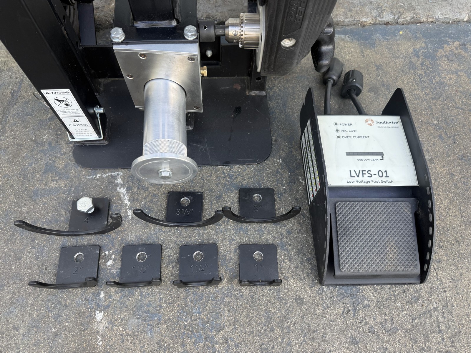 SOUTHWIRE / MAXIS 3K Wire Cable Puller Pull-It Tugger Pedal LVFS-01 3000 LBS Cap