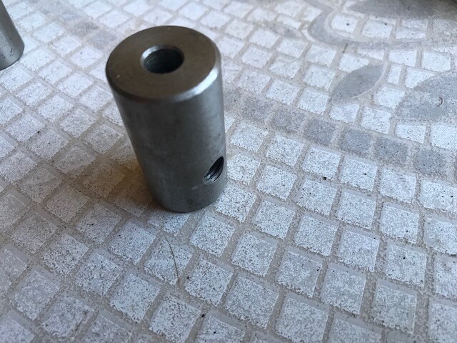 50396290 BOLT - DOWEL