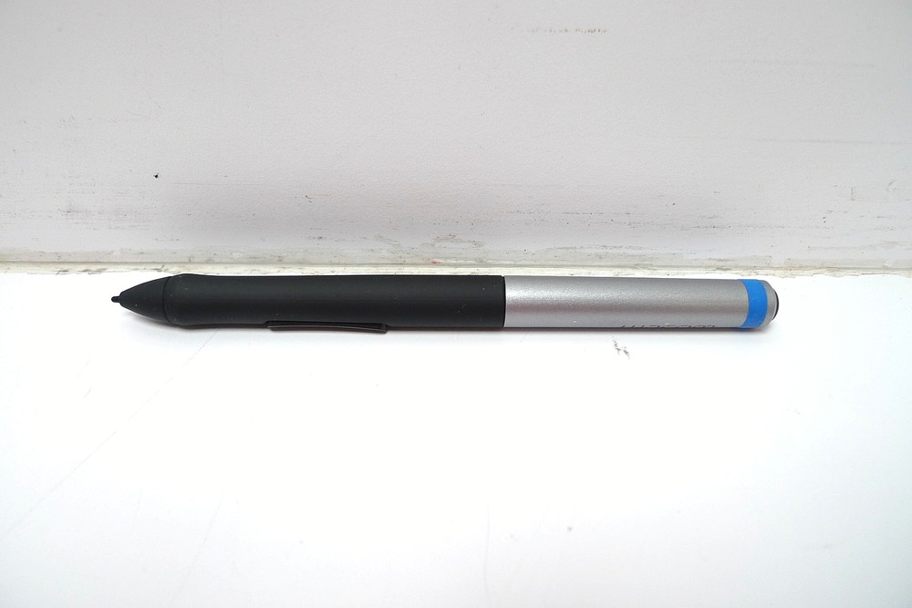 Wacom Intuos Small Tablet CTL-480 w/ Pen, Cable, Disc & Guide