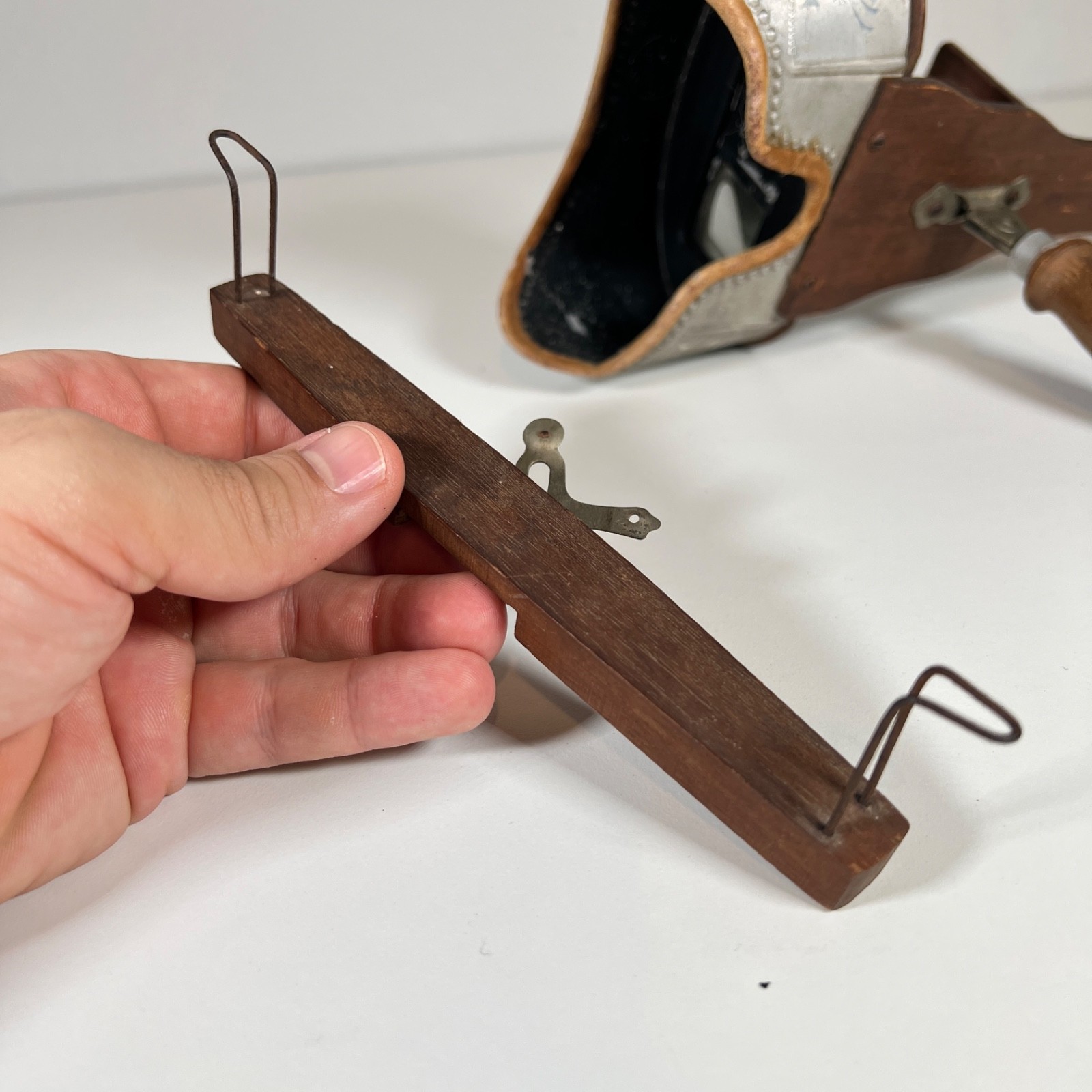 Antique Monarch Stereoscope Viewer Dr Wells Meyrowitz – Card Holder Missing Nail