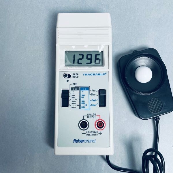 Fisherbrand Traceable Dual-Range Light Meter