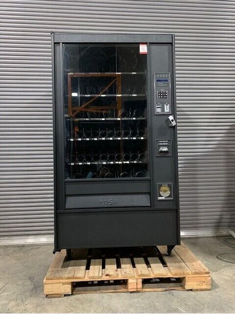 Rowe 4900 Snack Vending Machine - FREE SHIPPING