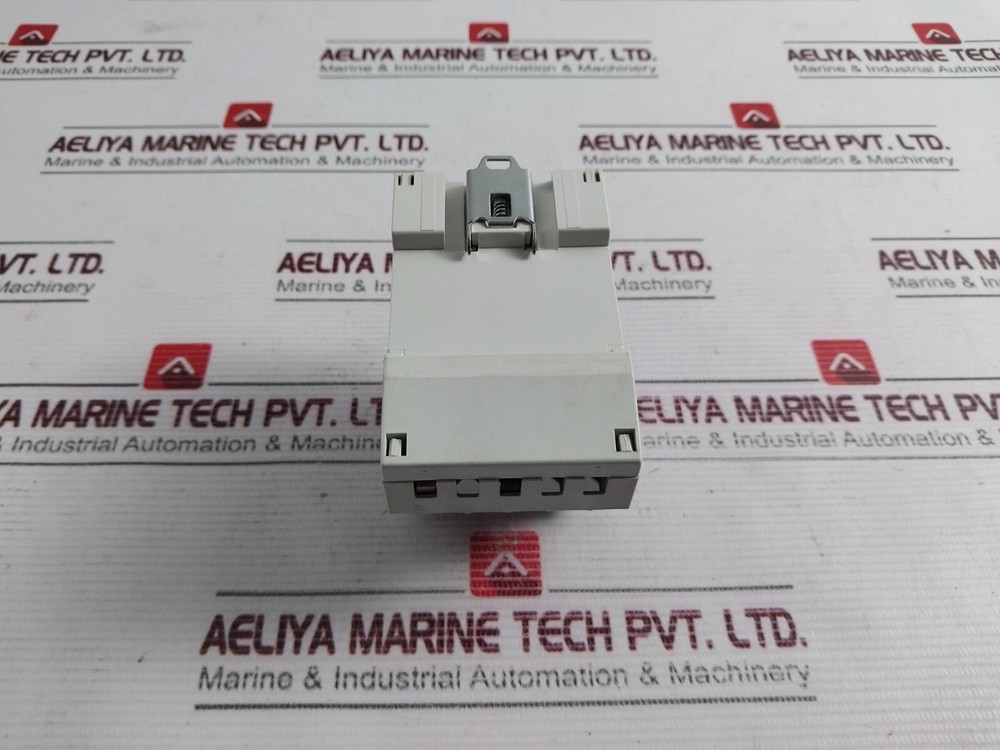 Hager SK 606 Key Switch 10A 400V